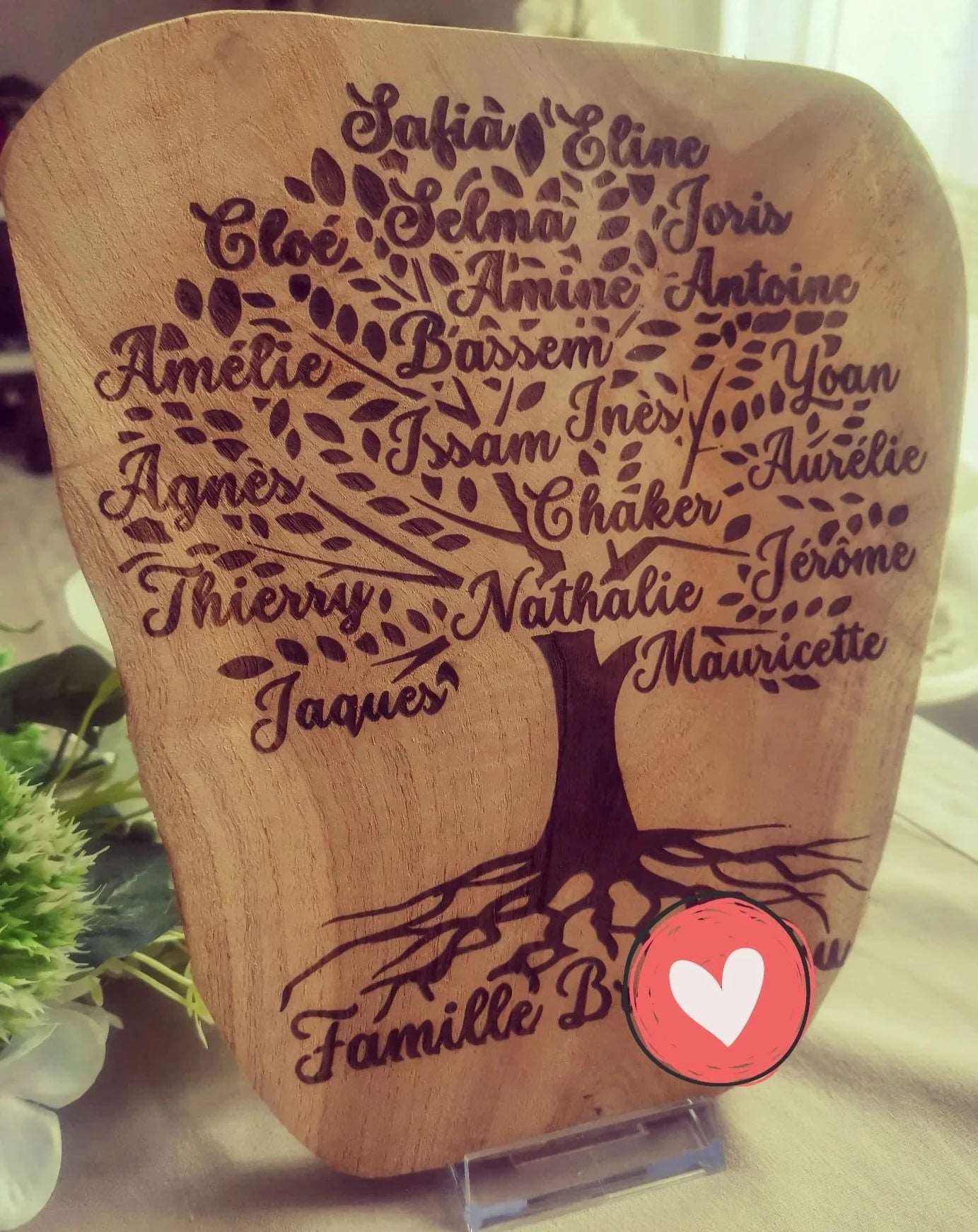 mon objet personnalisé : arbre de généalogique en bois gravé cadeau pour toute la famille