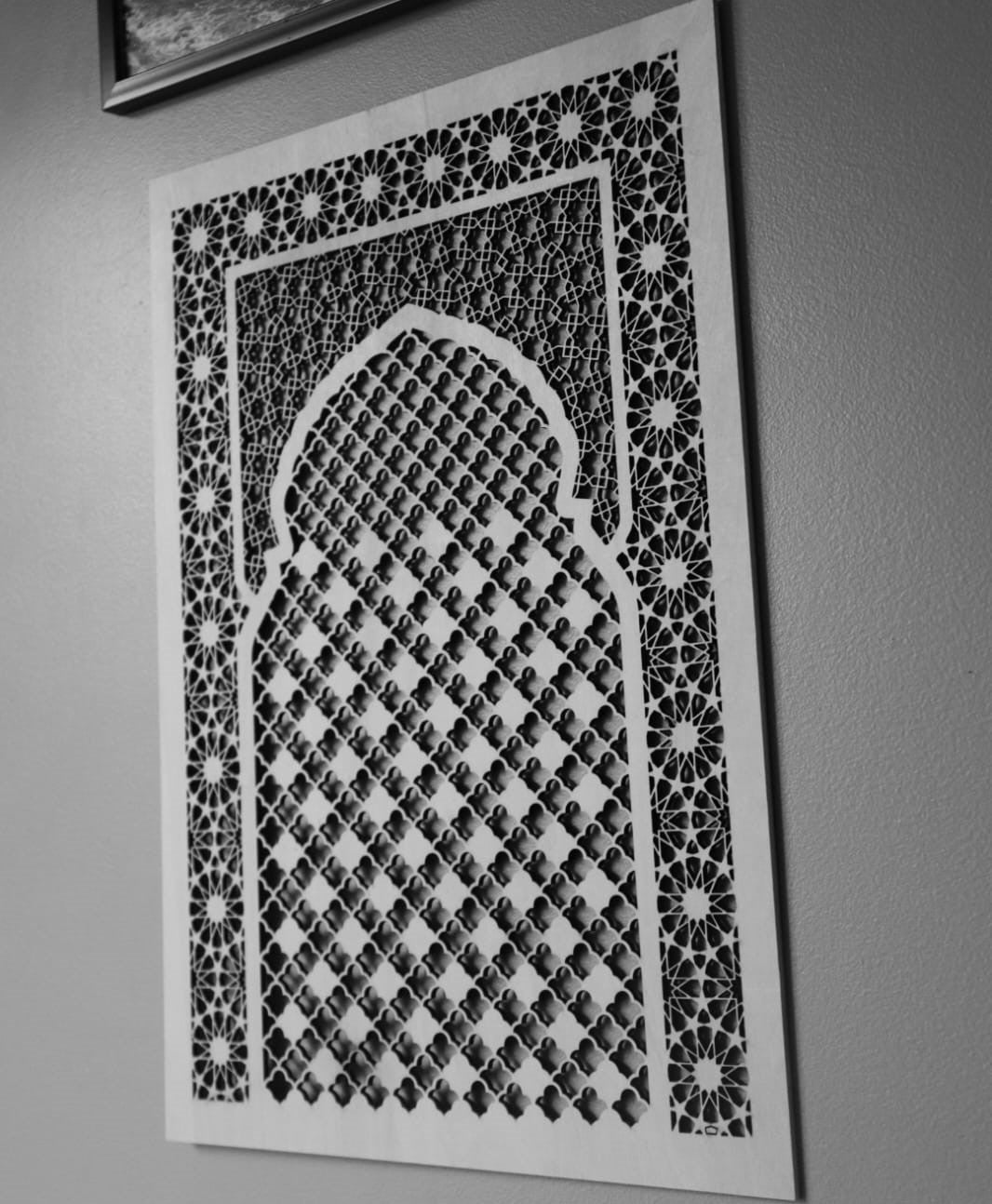 porte arabe en bois découpé panneau marocain art islamique decoration murale orientale ramadan artsanat traditionnel