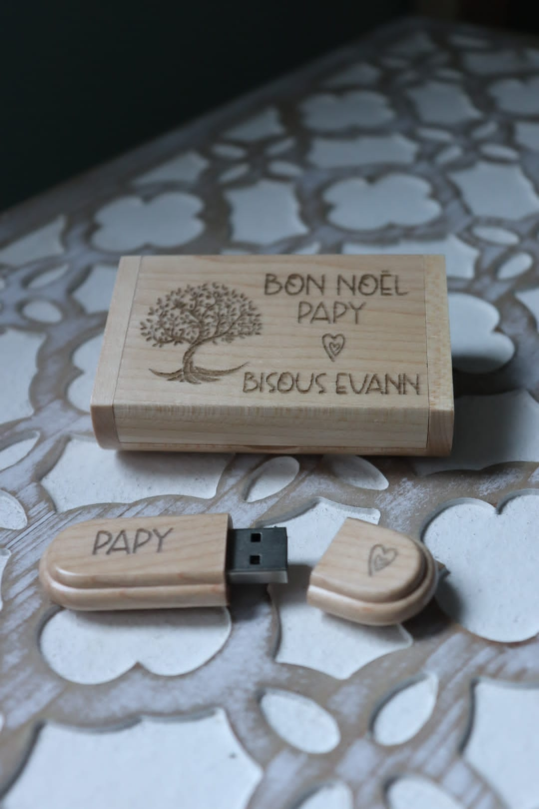 clé usb personnalisee cadeau noel papy papi coffret en bois idee cadeau fete des grands peres