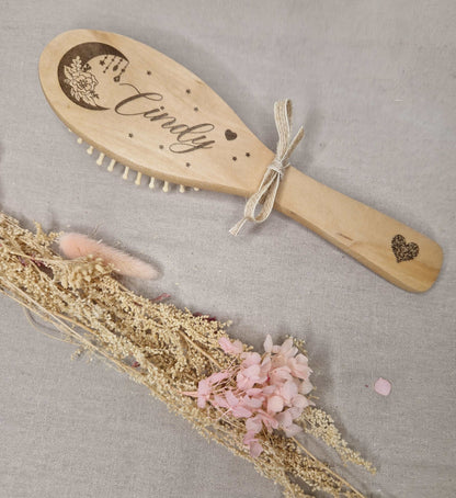 mon objet personnalisé : brosse à cheveux en bois prénom gravé idée de cadeau noël fille ado 10 11 12 13 14 ans femme personnalisable 