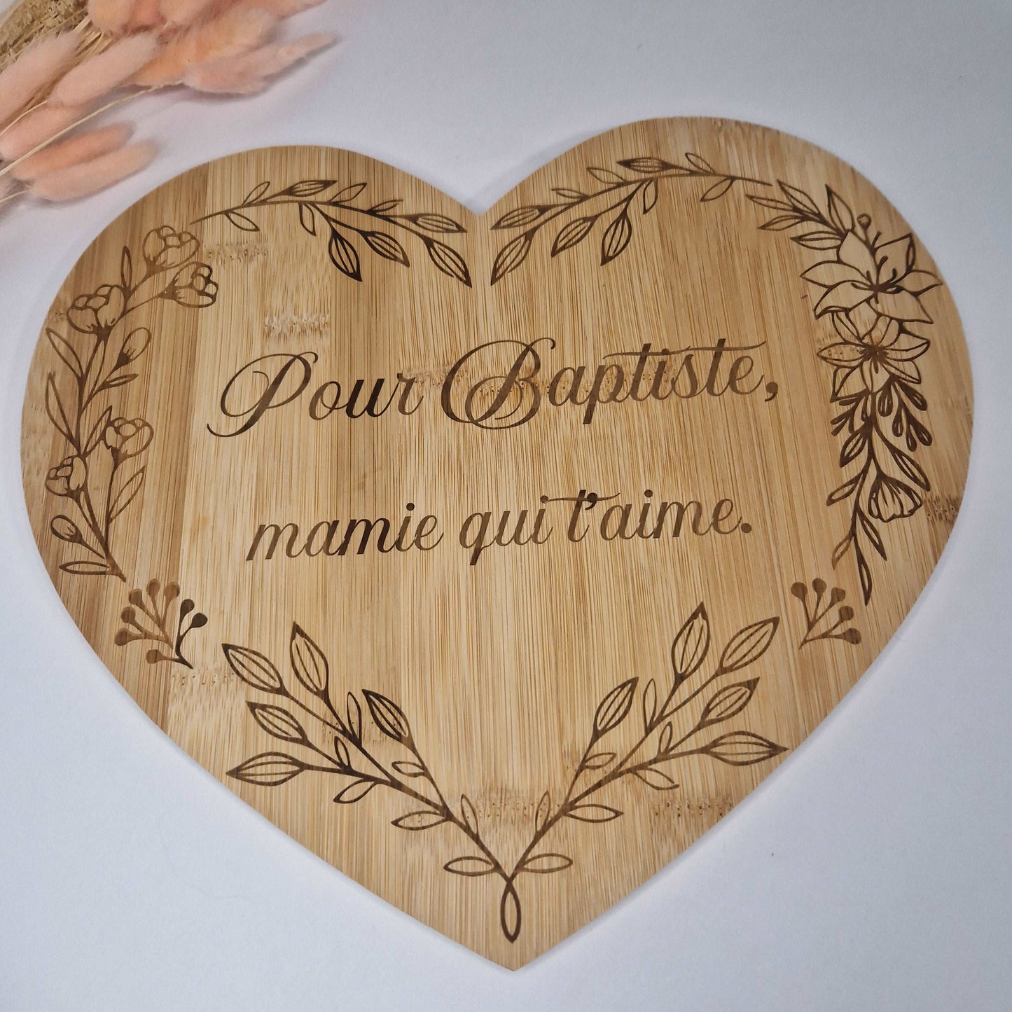 Grande Planche en forme de Coeur en bois personnalisée 31x27cm - Mon Objet Personnalisé