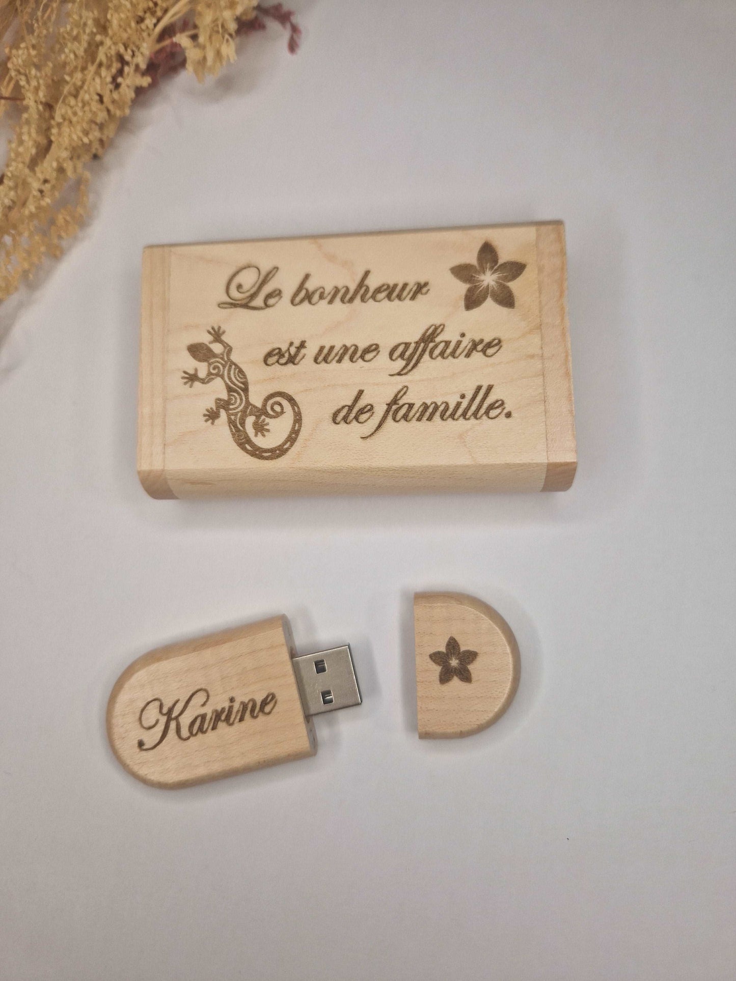 Cle usb en bois personnalisée