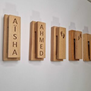 porte serviette mural en bois massif moderne personnalisable prénom mon objet perso