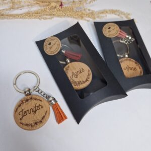 porte clé en bois personnalise cadeau mon objet perso