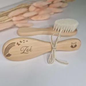 brosse en bois bebe gravé cadeau de naissance personnalise mon objet perso