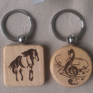 porte clé en bois personnalise cadeau mon objet perso