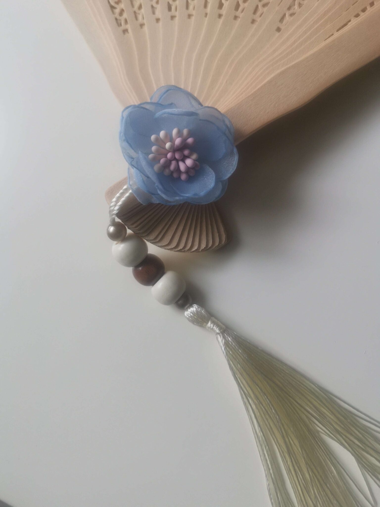 eventail cadeau femme personnalise en bois grave cadeau invités mariage mariée mon objet perso