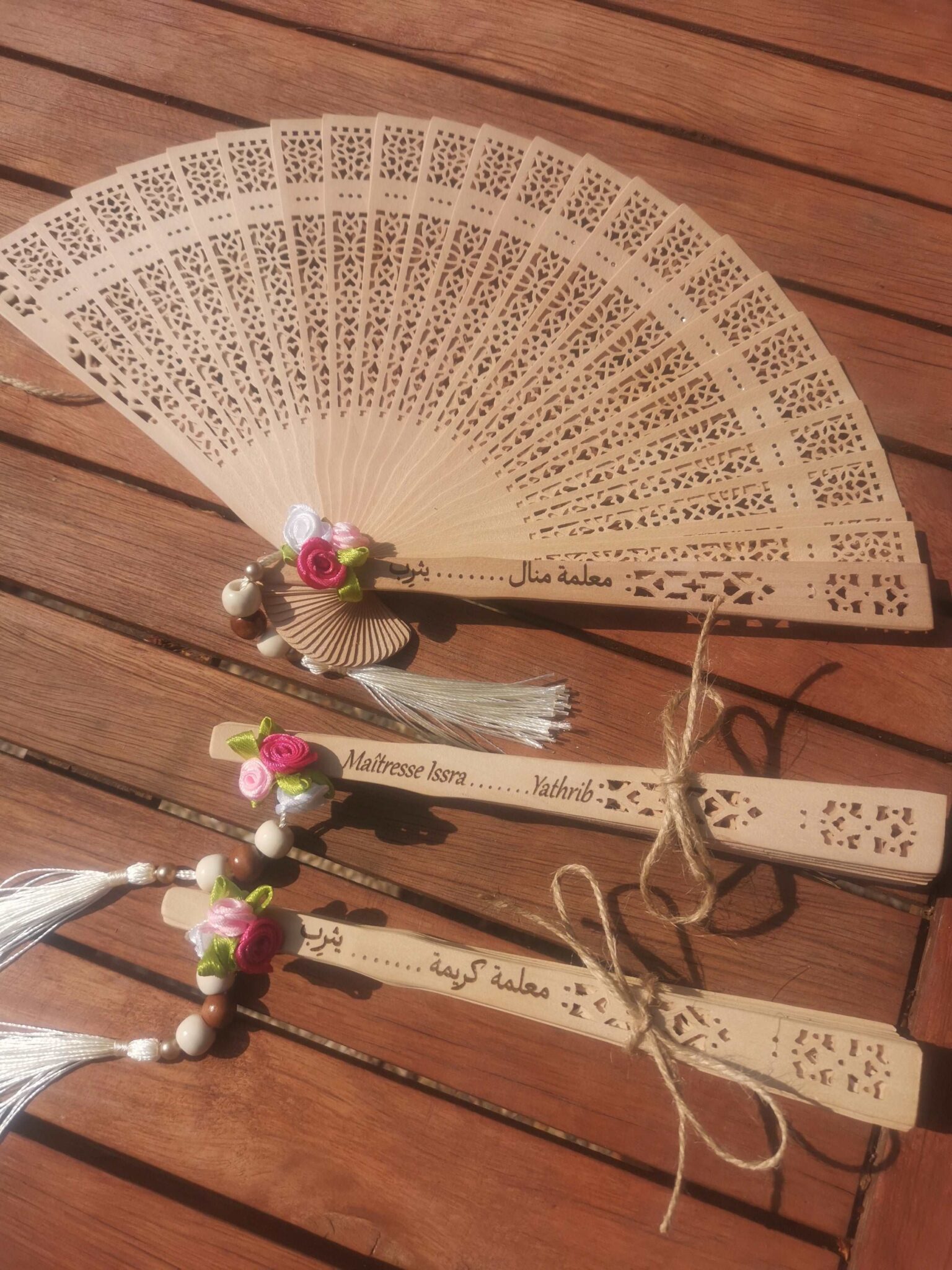 eventail cadeau femme personnalise en bois gravé mon objet perso