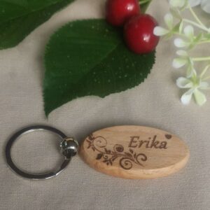 porte clé en bois personnalise cadeau mon objet perso