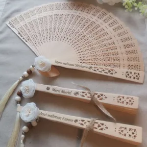 eventail cadeau femme personnalise en bois gravé cadeau merci maitresse mon objet perso