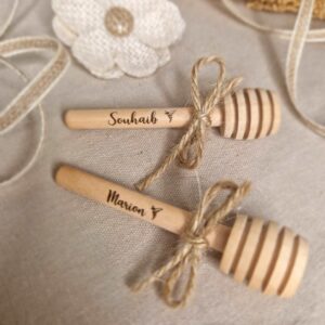 cuillère à miel en bois personnalisé cadeau invite mariage baptême goodies mon objet perso