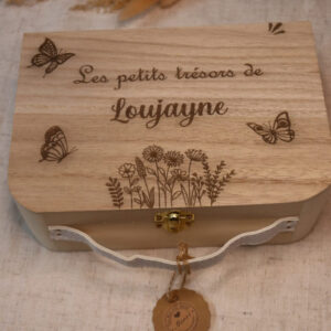 valise en bois gravé personnalise prenom bébé cadeau de naissance mon objet perso