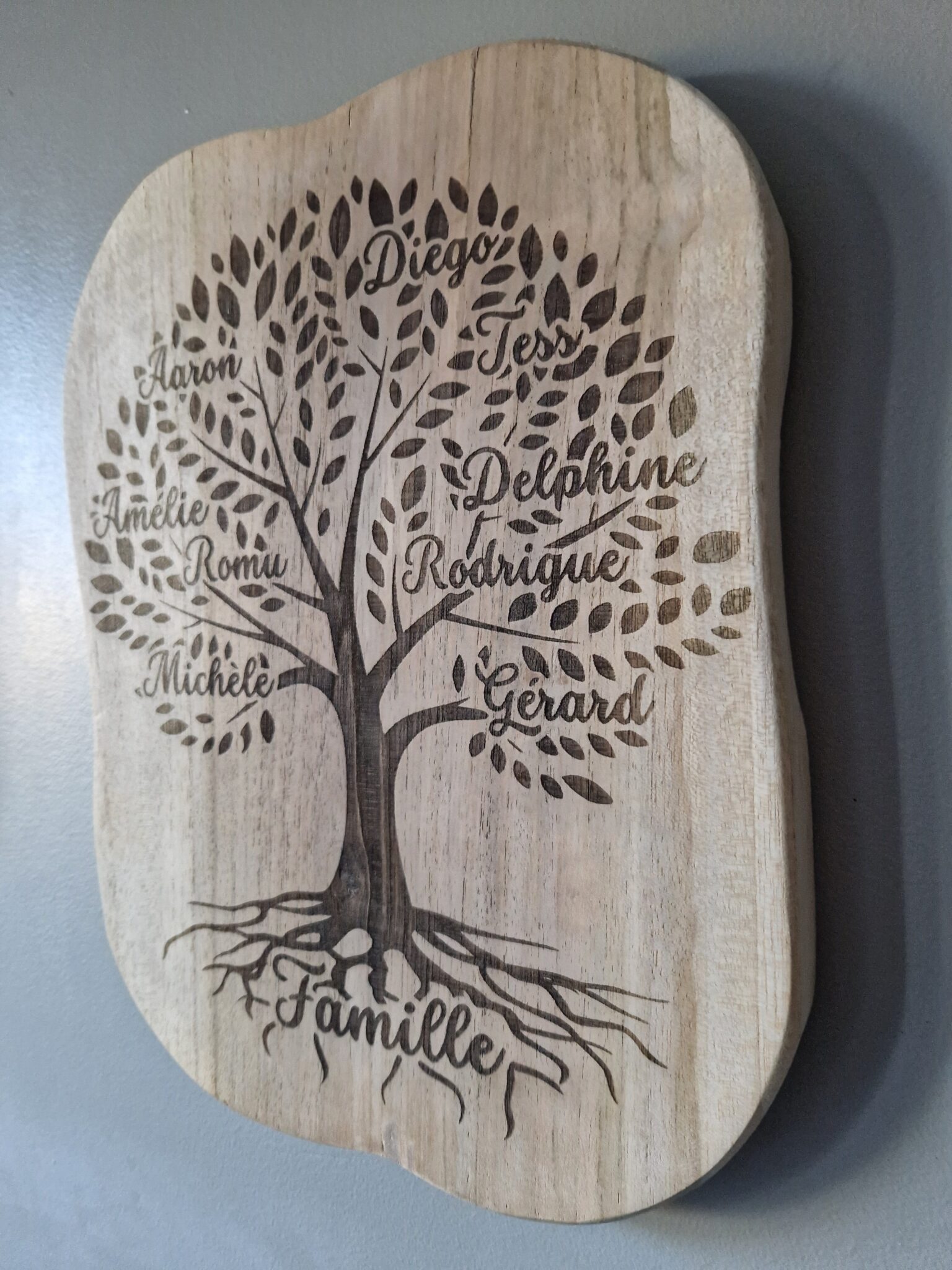 planche de bois teck grave arbre genealogique personnalise cadeau famille mon objet perso
