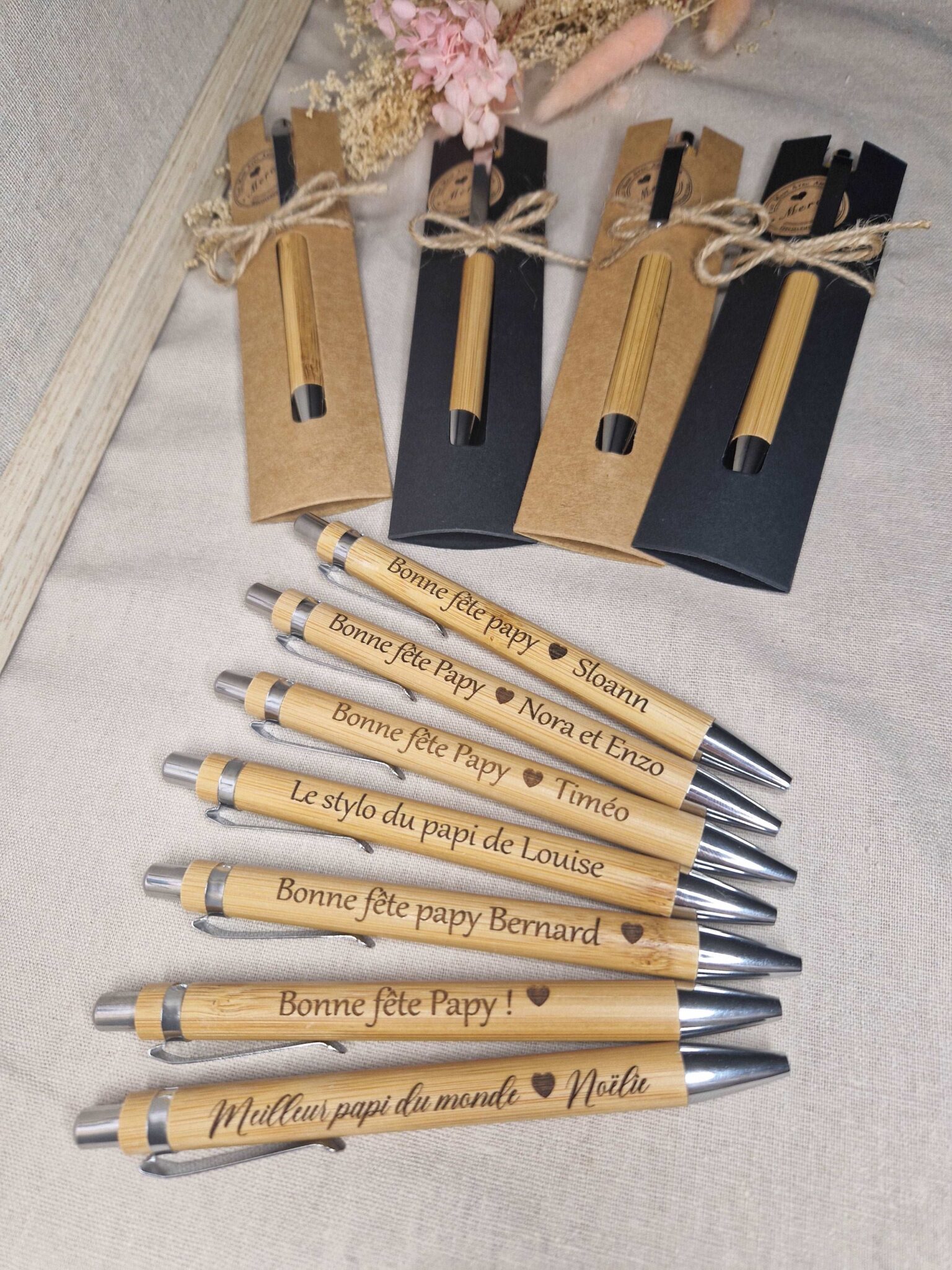 stylo en bois grave personnalisable idee cadeau papy mamie fete des grands pere cadeau invites goodies mon objet perso