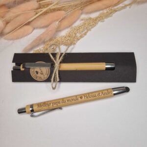 stylo en bois grave personnalisable idee cadeau papa meilleur papa du monde invites goodies mon objet perso