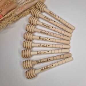 cuillères à miel en bois personnalise prenom cadeau invites goodies mon objet perso