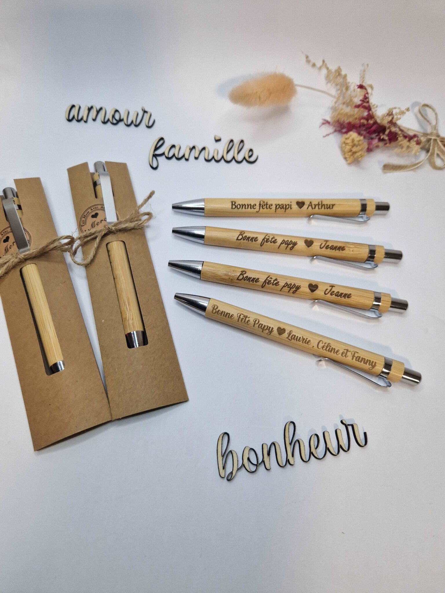 stylo en bois grave personnalisable idee cadeau papy mamie fete des grands pere cadeau invites goodies mon objet perso