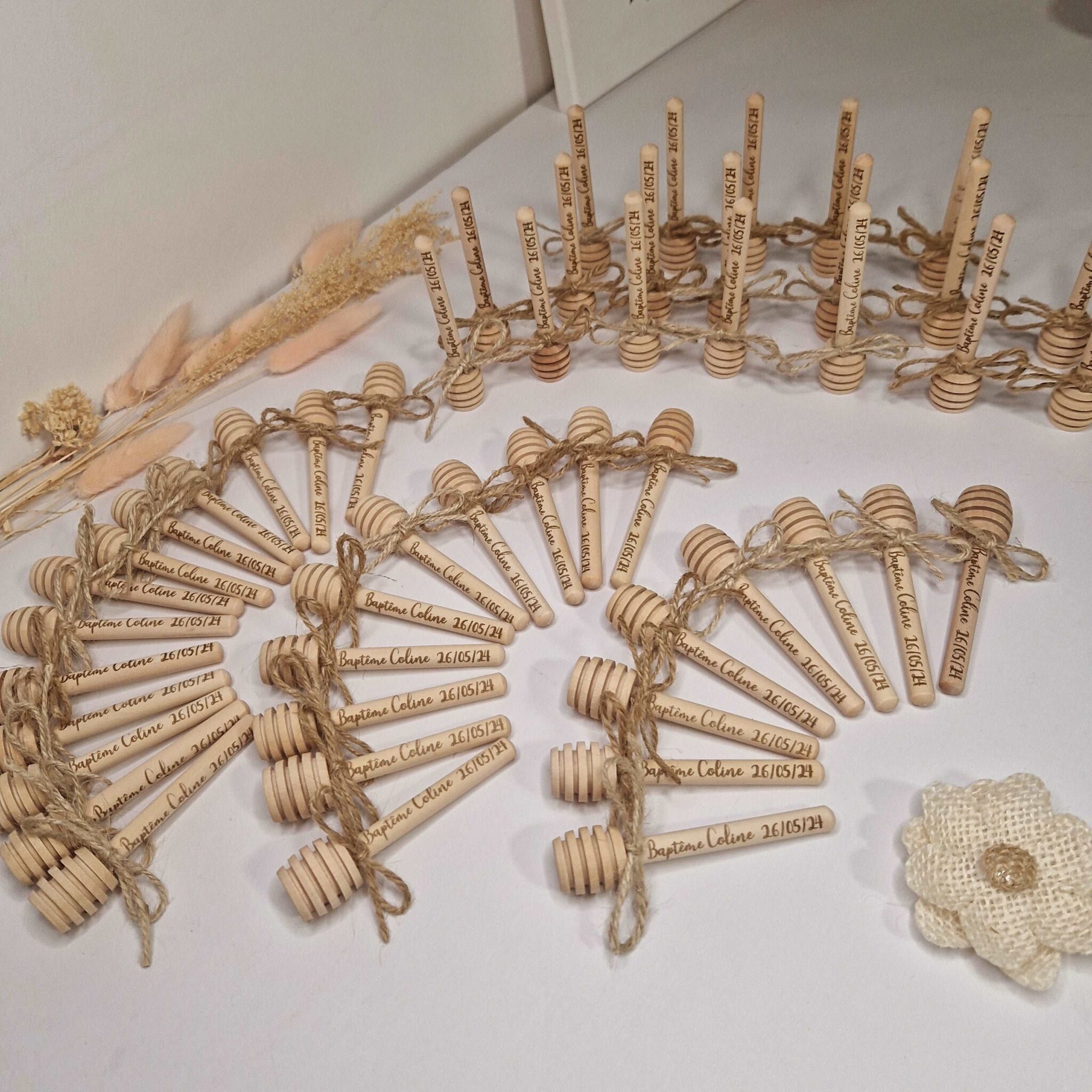 cuillère à miel en bois personnalisé cadeau invite mariage baptême goodies mon objet perso