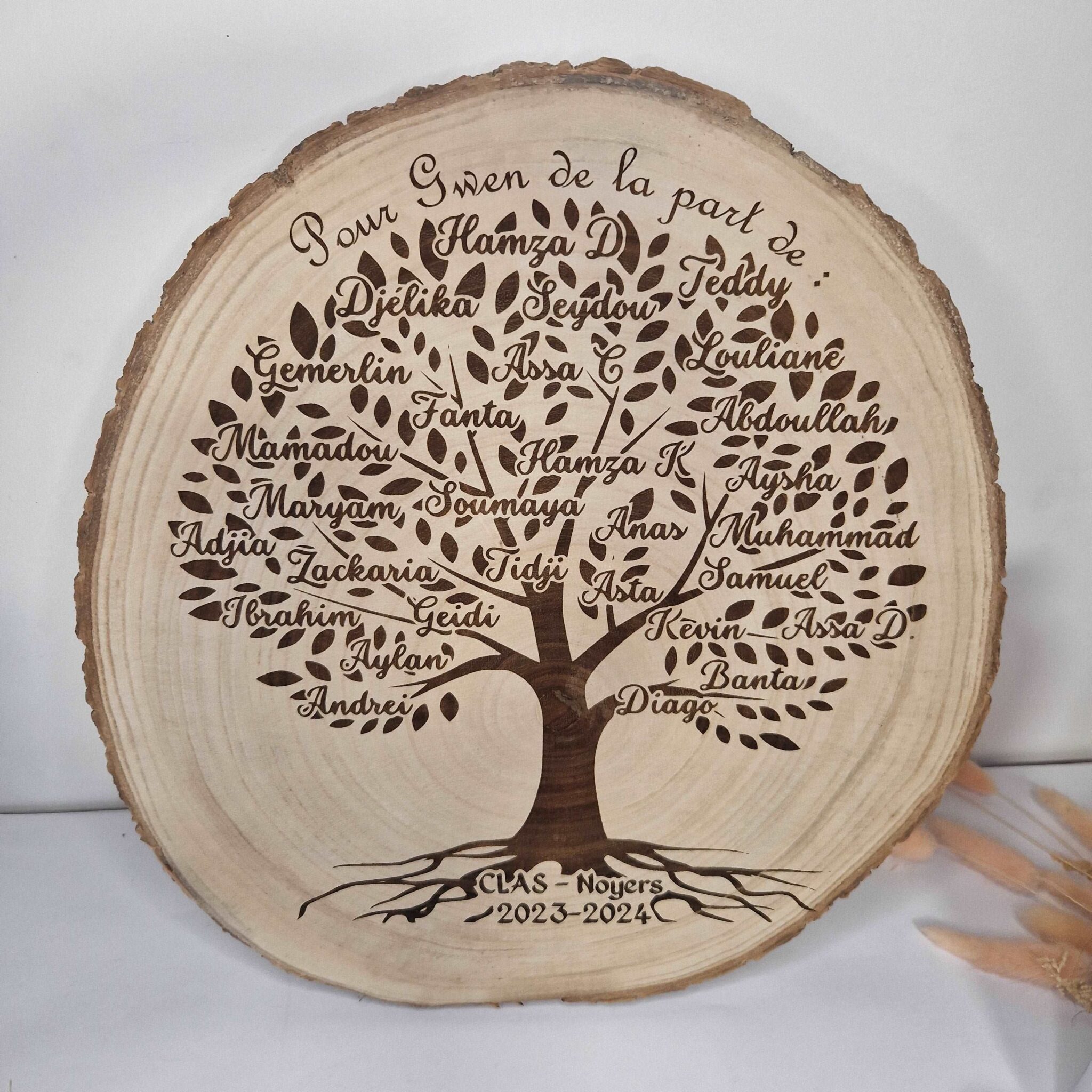 rondin de bois grave arbre genealogique personnalise cadeau famille mon objet perso