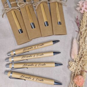 stylo en bois grave personnalise cadeau témoins mariage idee cadeau invites remerciement mon objet perso