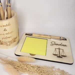 support post il stylo bois personnalise cadeau maitresse cadeau maman papa decoration bureau mon objet perso