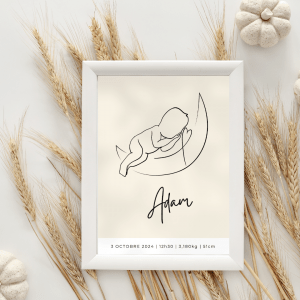 Affiche tableau cadre poster minimaliste personnalisée prénom de bébé, dessin au trait, décoration chambre enfant, cadeau de naissance garçon bébé sur une lune dessiné d'un trait noir fond beige adam